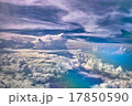 飛行機から雲 17850590