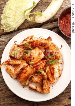 Daikon radishes kimchi korean food 17854731