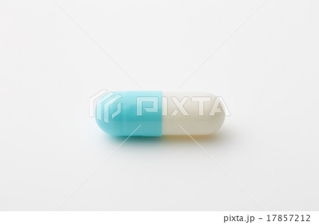 クスリ　カプセル 17857212