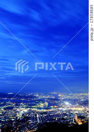 新日本三大夜景：北九州市 皿倉山からの夜景 17858685