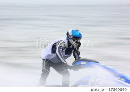 ジェットスキー 17860840