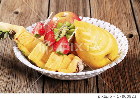 Fresh fruit 17860923