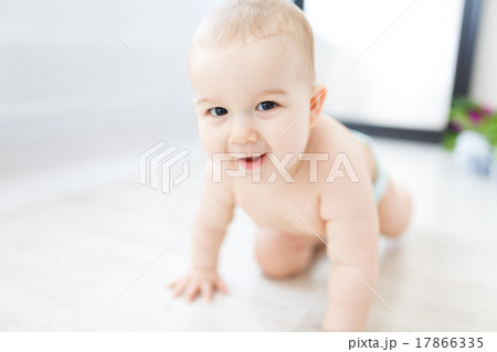 Cute baby 17866335