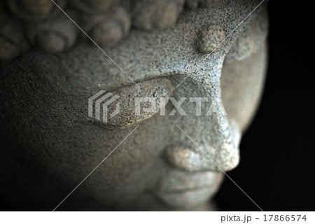 The face of Buddha 17866574