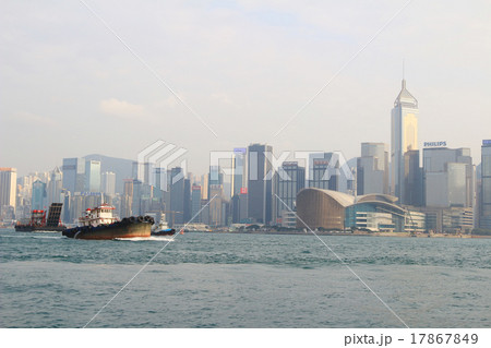 the harbour of Hong Kong at daytime the harbour of Hong Kong at daytime 17867849