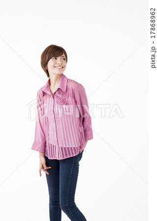 20代女性 17868962