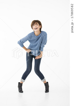 若い女性 17869582