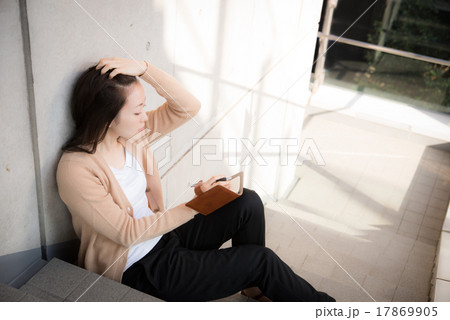 カジュアルビジネス　女性 17869905