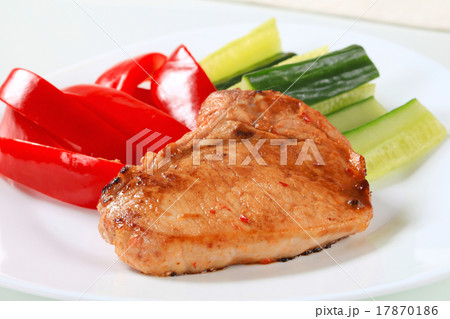 Pork cutlet with fresh vegetable sticks 17870186