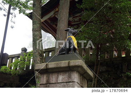 三峰神社参道 17870694