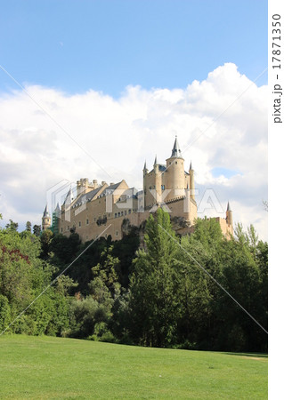 セゴビア 17871350