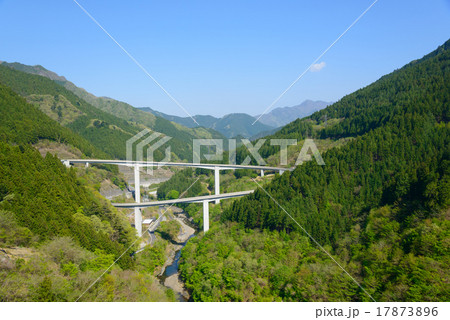 埼玉　奥秩父　雷電廿六木橋 17873896