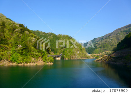 埼玉　奥秩父　滝沢ダム　奥秩父もみじ湖 17873909