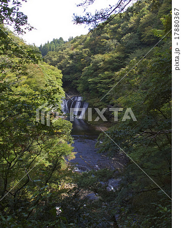 生瀬の滝 17880367