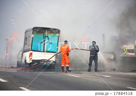 explosive car crash explosive car crash 17884518
