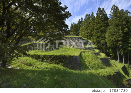 岩村城・本丸六段壁 17884780