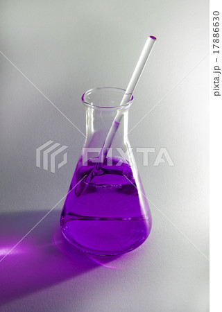 Science experiment 17886630