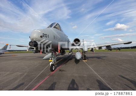 A-10サンダーボルトII(前面左) 17887861