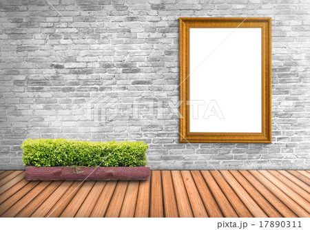 Blank frame vintage on a concrete wall. 17890311