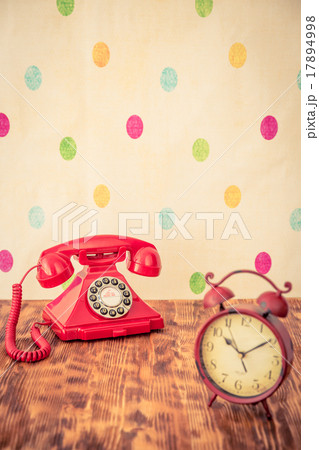 Retro phone 17894998