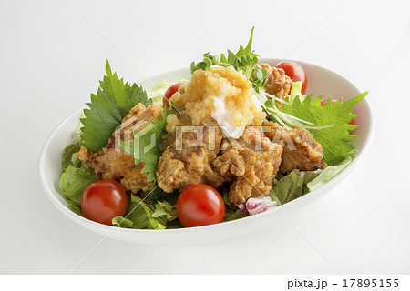 からあげ入りサラダ、おろしポン酢がけ からあげ入りサラダ、おろしポン酢がけ 17895155