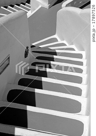 old unique steps in Oia, Santorini, Greece 17897526