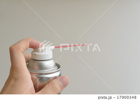 スプレー缶 17900348