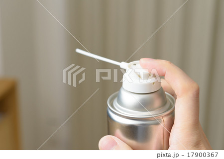 スプレー缶 17900367