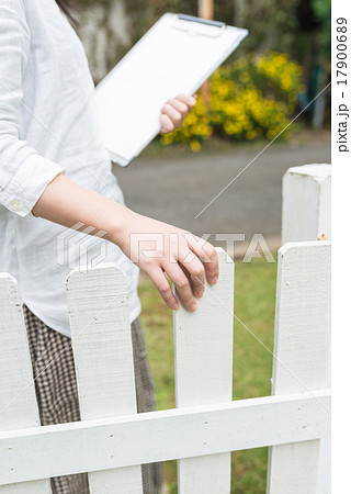 白い柵 白い柵 17900689