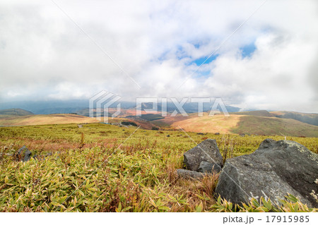 車山高原から見た景色 秋 紅葉 車山高原から見た景色 秋 紅葉 17915985