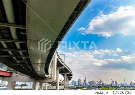 江北ジャンクションと秋の空 17926756