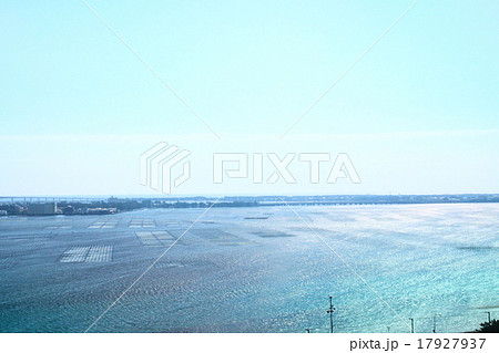 浜名湖の海苔養殖場風景 浜名湖の海苔養殖場風景 17927937