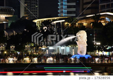 シンガポール　マーライオン公園 17928056