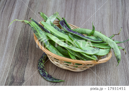 Green beans 17931451