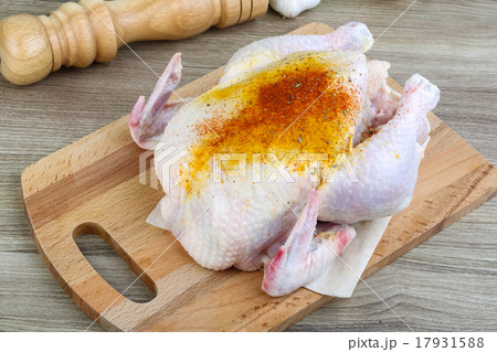 Raw chicken Raw chicken 17931588