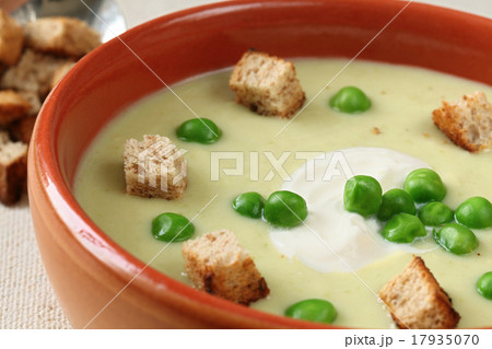 Pea soup 17935070