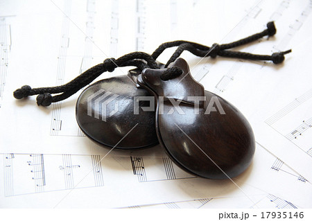 カスタネット 17935146