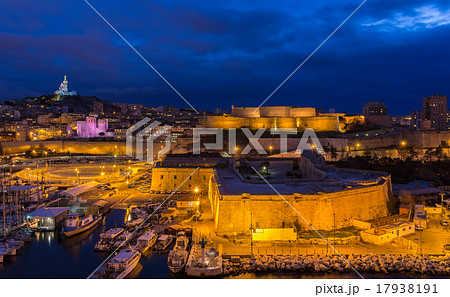 Night view of Fort St. Nicolas and Notre-Dame 17938191