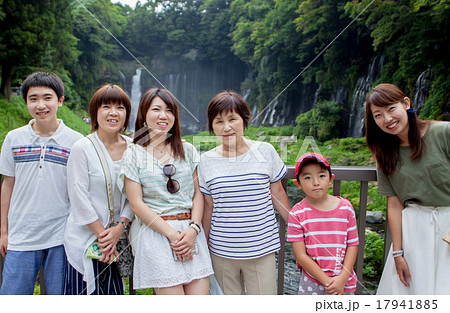 家族旅行 17941885