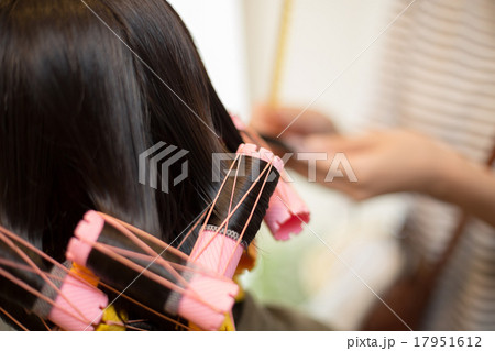beauty parlor 17951612