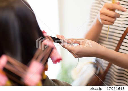 beauty parlor 17951613