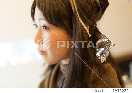 beauty parlor 17952029