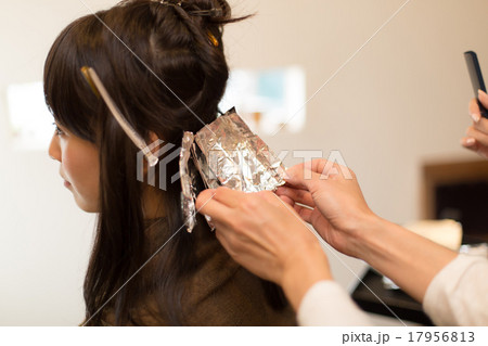 beauty parlor 17956813
