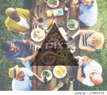 Summer Togetherness Friendship Triangle Copy Space Concept 17960728