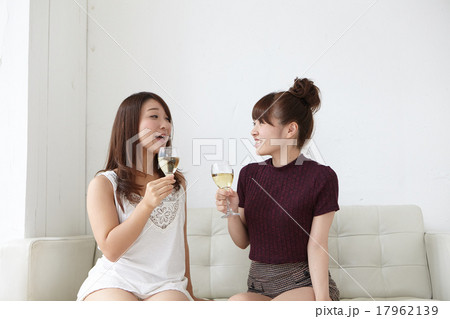 ホームパーティー ホームパーティー 17962139