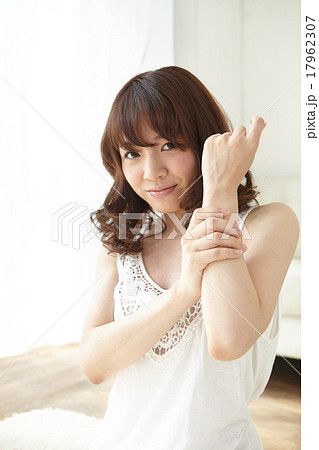 セルフマッサージ 17962307