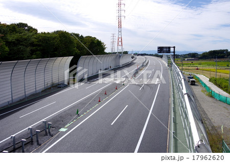 圏央道桶川市日出谷地区 開通まで1カ月 2015年9月末撮影 圏央道桶川市日出谷地区 開通まで1カ月 2015年9月末撮影 17962620
