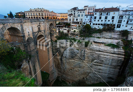 Old bridge in early morning at Ronda 17968865