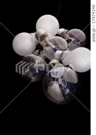 電球 電球 17974140