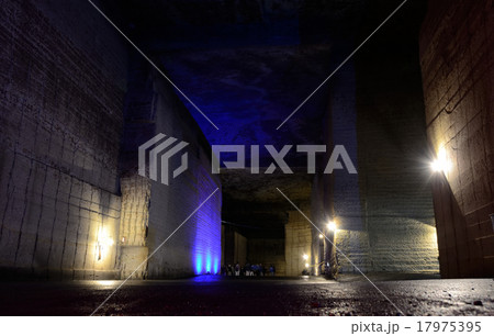 大谷石採掘場跡 17975395